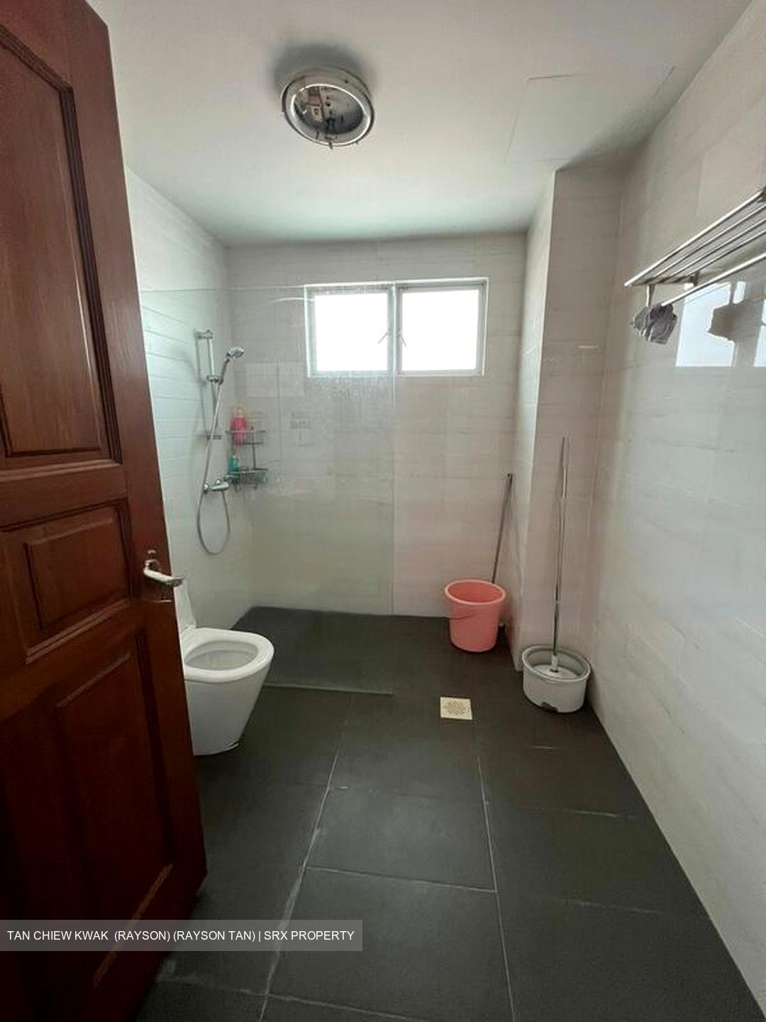 Woodgrove Avenue (D25), Terrace #481414951